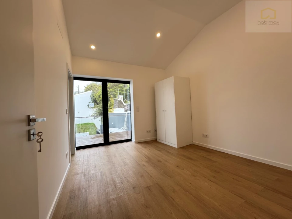 Moradia T2 para Venda em Fajã de Cima Foto 21