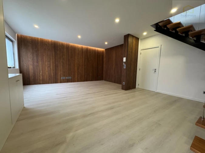 Moradia T2 para Venda em Fajã de Cima Foto 1