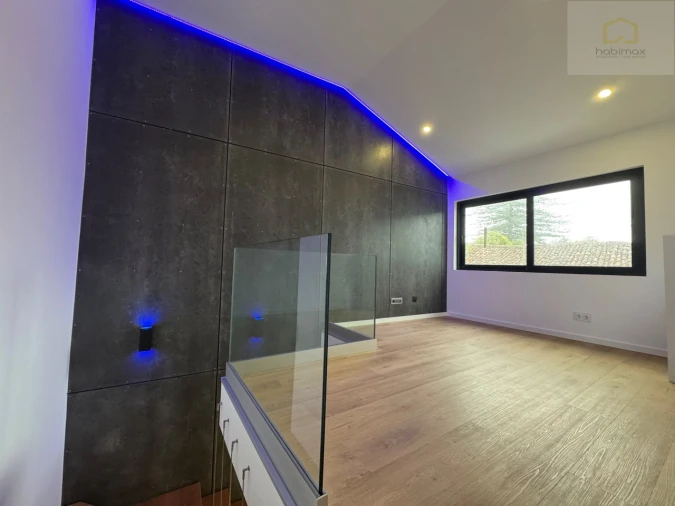 Moradia T2 para Venda em Fajã de Cima Foto 10