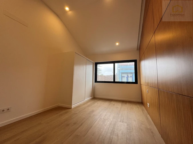 Moradia T2 para Venda em Fajã de Cima Foto 11