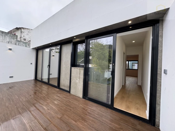 Moradia T2 para Venda em Fajã de Cima Foto 18