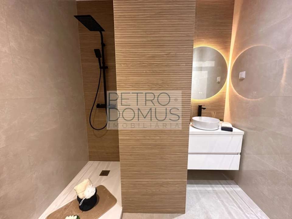 Apartamento T2 para Venda em São Vicente Foto 8