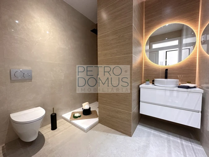 Apartamento T2 para Venda em São Vicente Foto 7