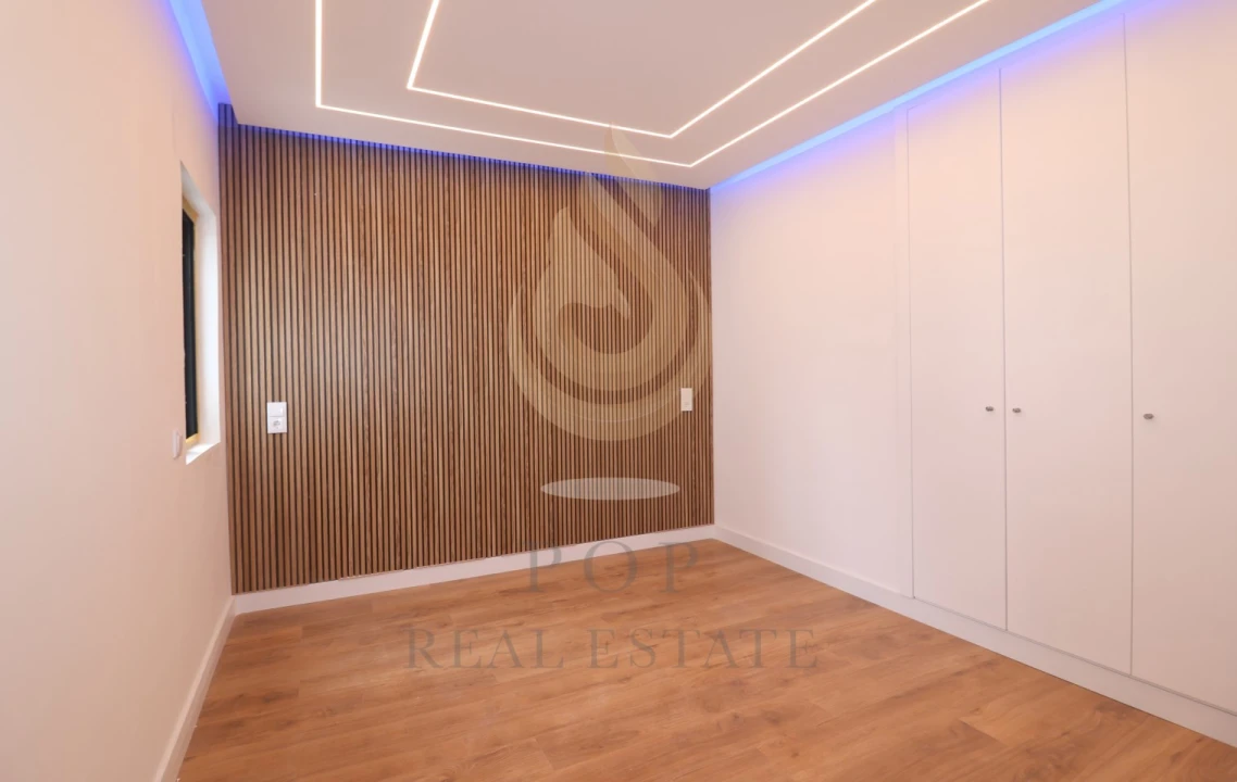 Apartamento T2 para Venda em Quarteira Foto 31
