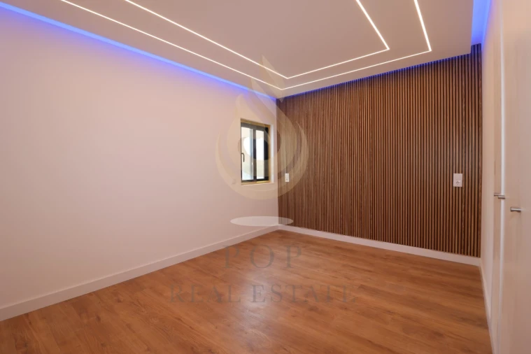 Apartamento T2 para Venda em Quarteira Foto 30