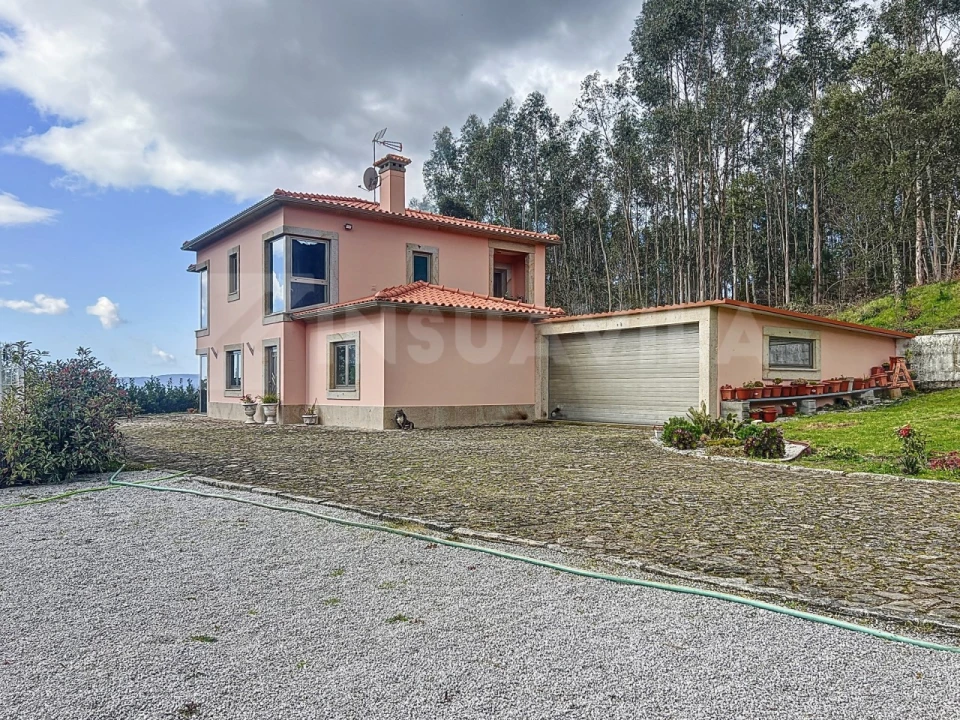 Moradia T4 para Venda em Sopo Foto 29