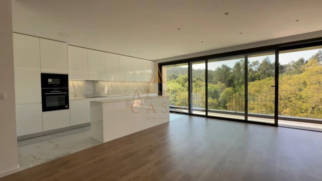 Moradia T3 para Venda em Fânzeres e São Pedro da Cova Foto 1