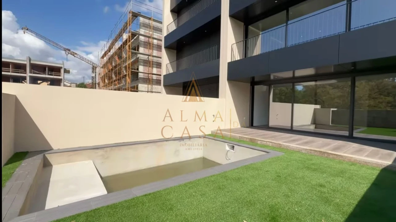 Moradia T3 para Venda em Fânzeres e São Pedro da Cova Foto 10