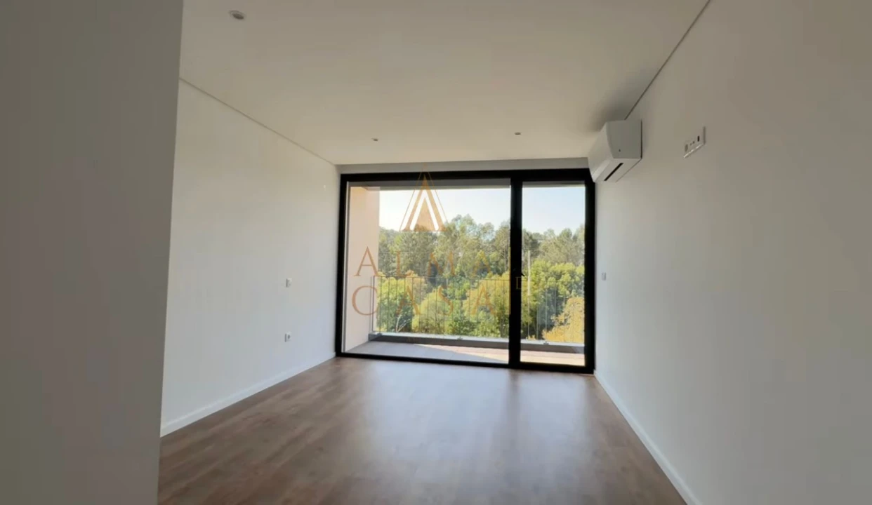 Moradia T3 para Venda em Fânzeres e São Pedro da Cova Foto 15