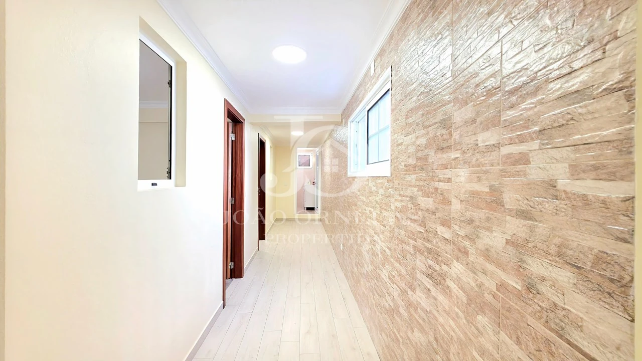 Moradia T3 para Venda em São Roque Foto 4