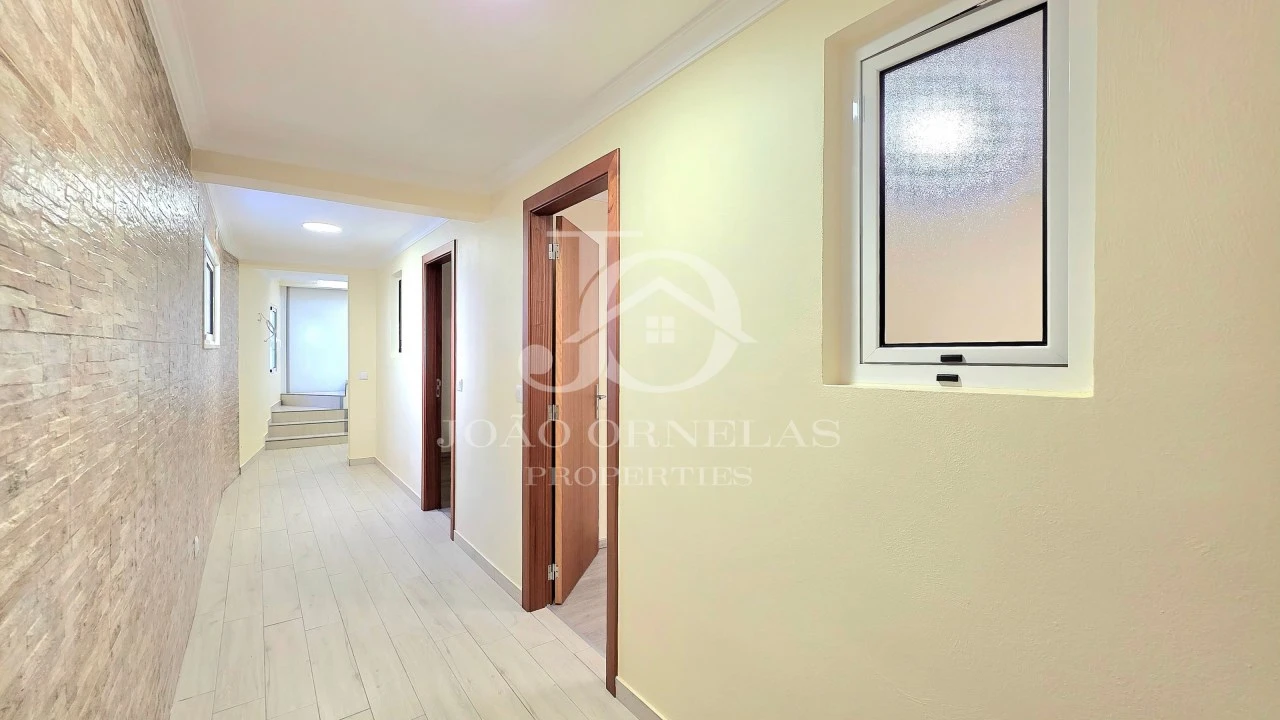 Moradia T3 para Venda em São Roque Foto 11