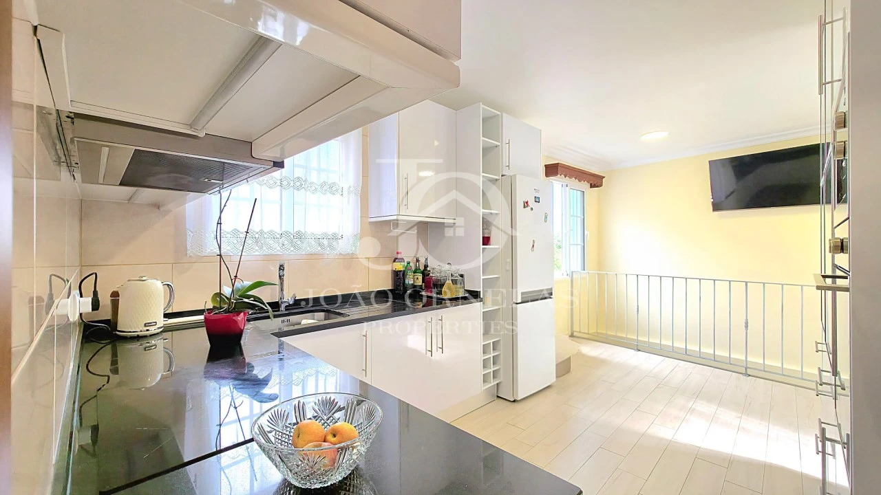 Moradia T3 para Venda em São Roque Foto 22