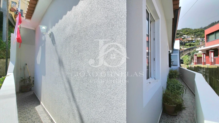 Moradia T3 para Venda em São Roque Foto 19