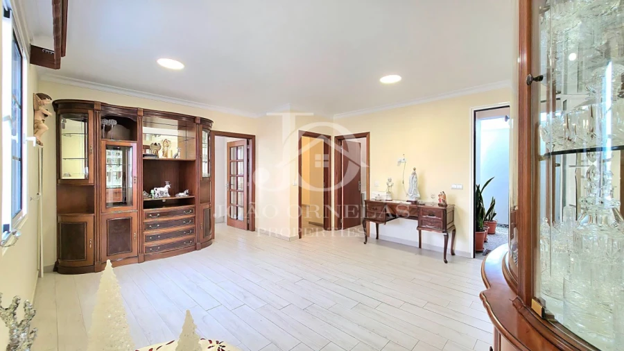 Moradia T3 para Venda em São Roque Foto 26