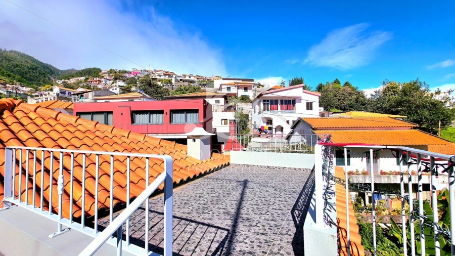 Moradia T3 para Venda em São Roque Foto 36