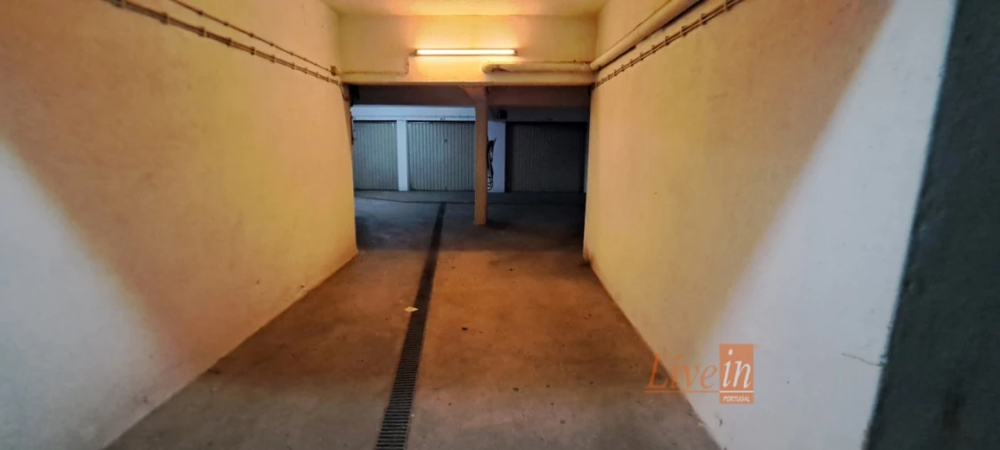 Garagem para Venda em Algueirão-Mem Martins Foto 6