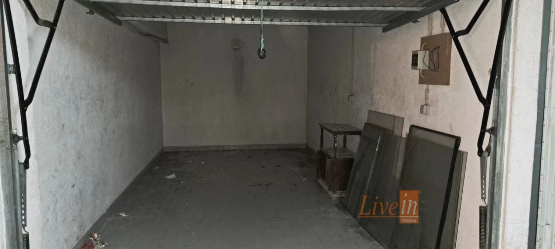 Garagem para Venda em Algueirão-Mem Martins Foto 2
