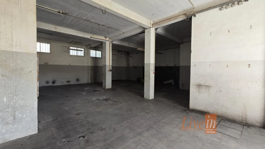 Prédio para Venda em Camarate, Unhos e Apelação Foto 28