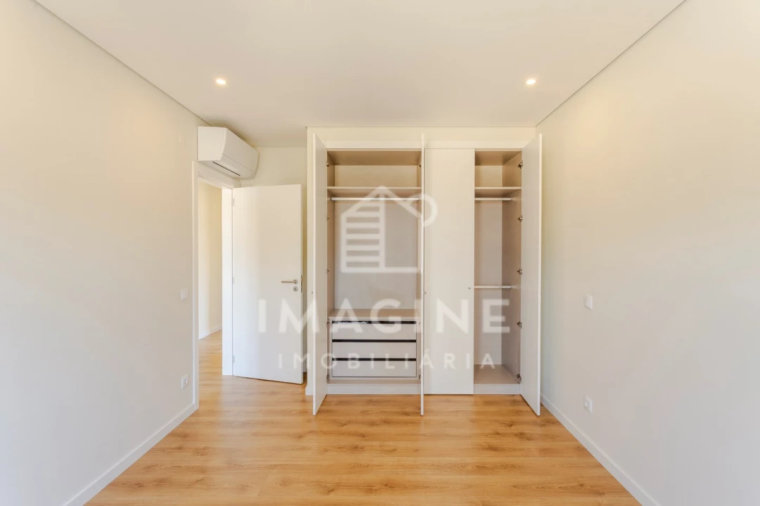 Apartamento T3 para Venda em Gambia-Pontes-Alto da Guerra Foto 5