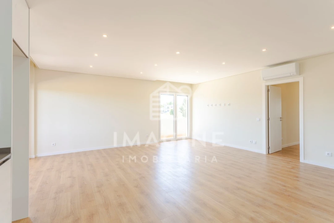 Apartamento T3 para Venda em Gambia-Pontes-Alto da Guerra Foto 12