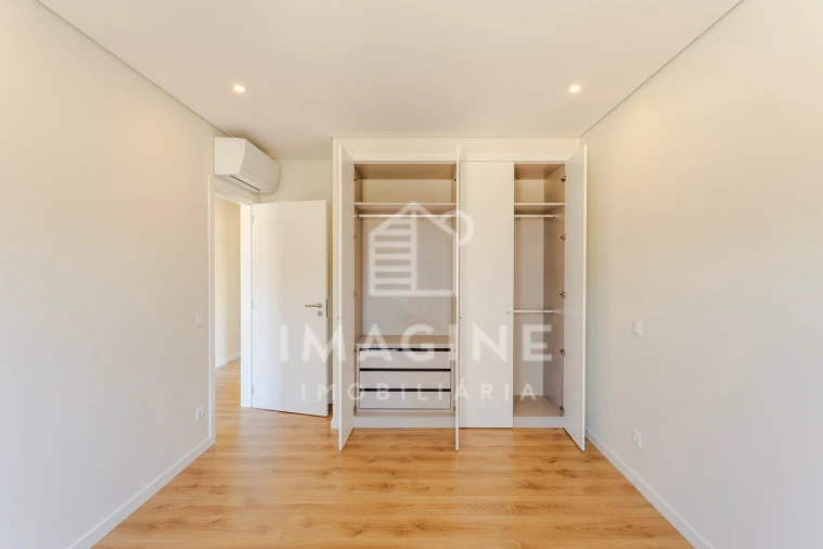 Apartamento T3 para Venda em Gambia-Pontes-Alto da Guerra Foto 5