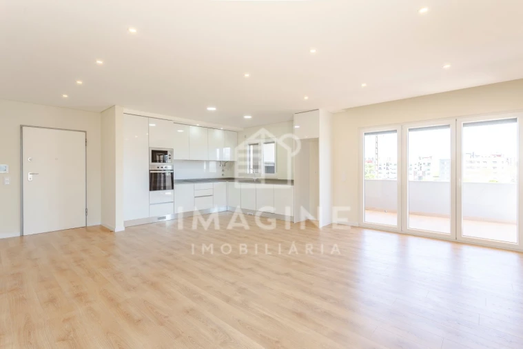 Apartamento T3 para Venda em Gambia-Pontes-Alto da Guerra Foto 13