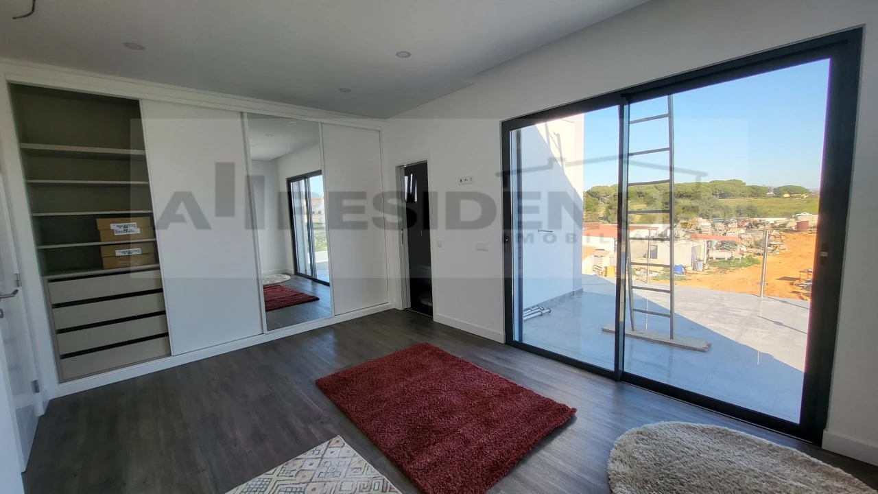 Moradia T3 para Venda em Albufeira e Olhos de Água Foto 19