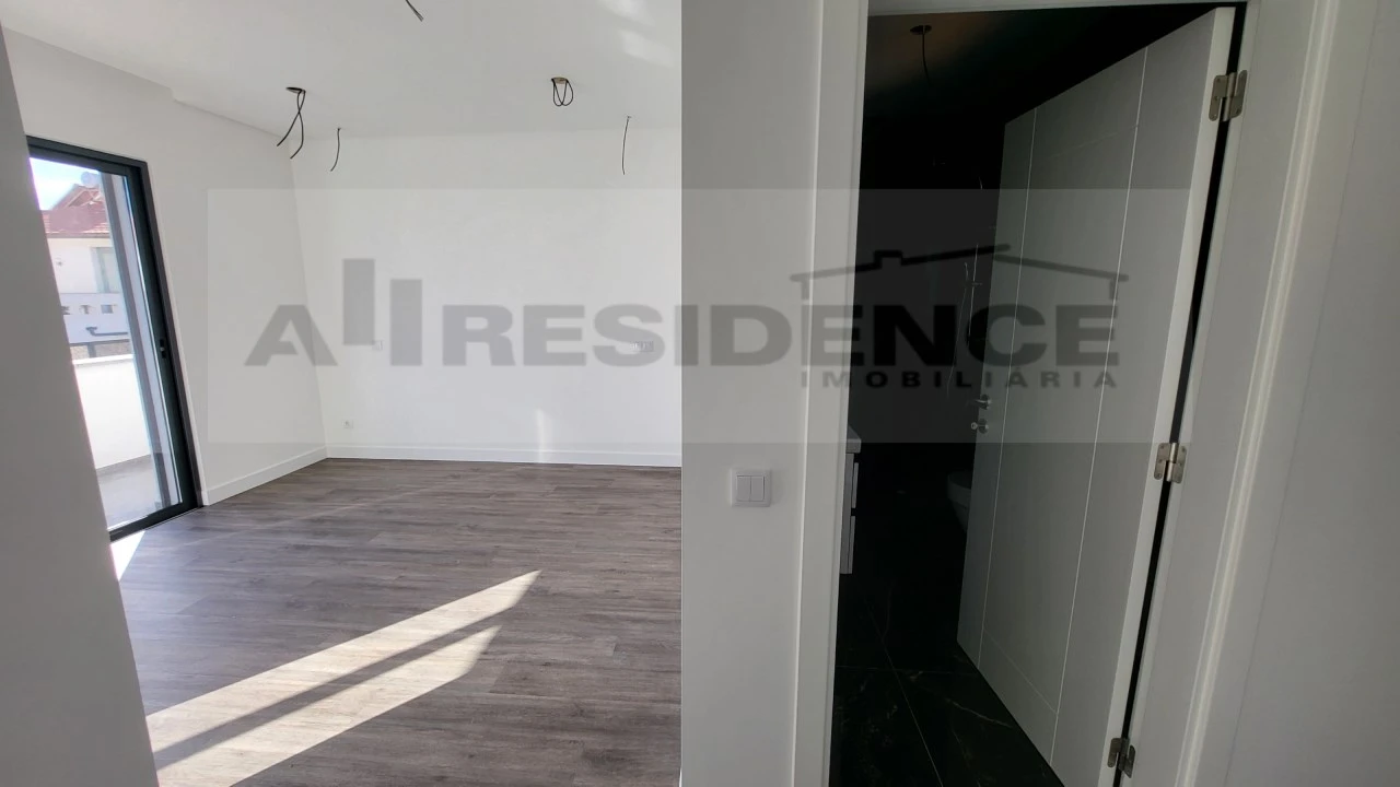 Moradia T3 para Venda em Albufeira e Olhos de Água Foto 34