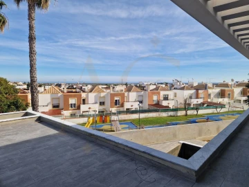 Moradia T5 para Venda em Tavira (Santa Maria e Santiago)