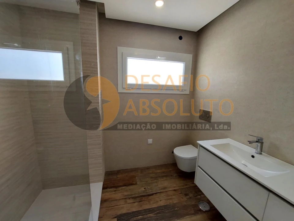 Moradia T3 para Venda em Sesimbra (Castelo) Foto 13