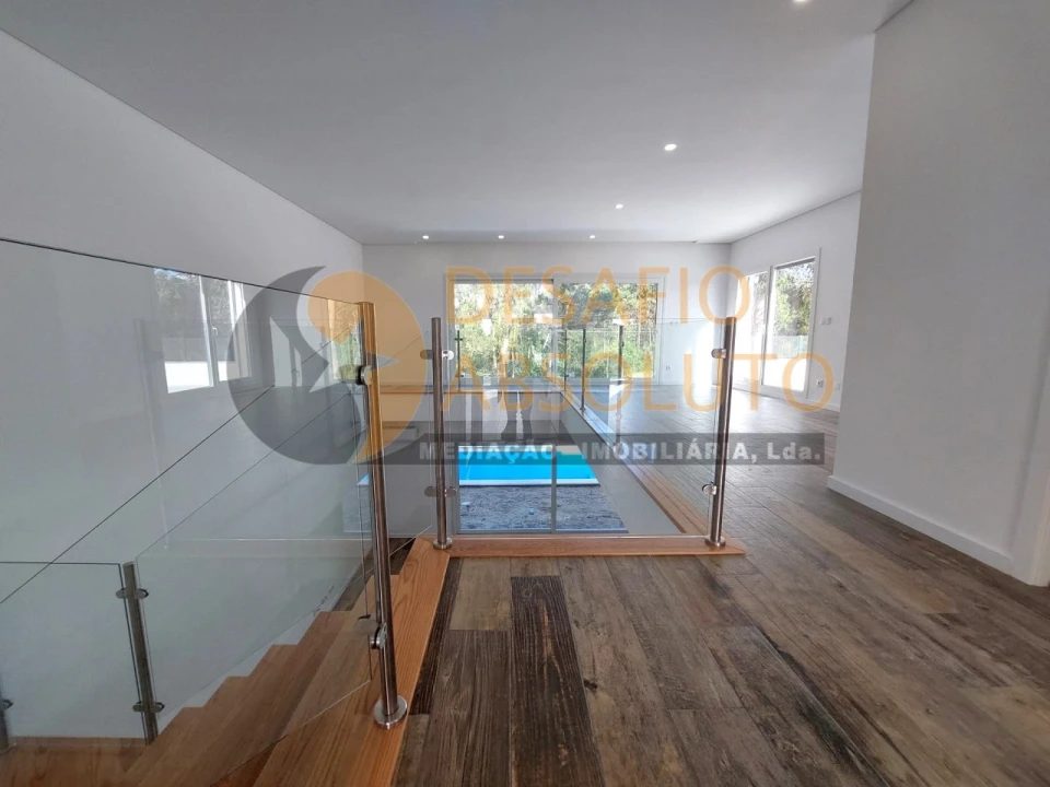 Moradia T3 para Venda em Sesimbra (Santiago) Foto 17