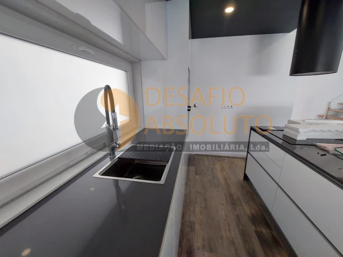 Moradia T3 para Venda em Sesimbra (Santiago) Foto 5