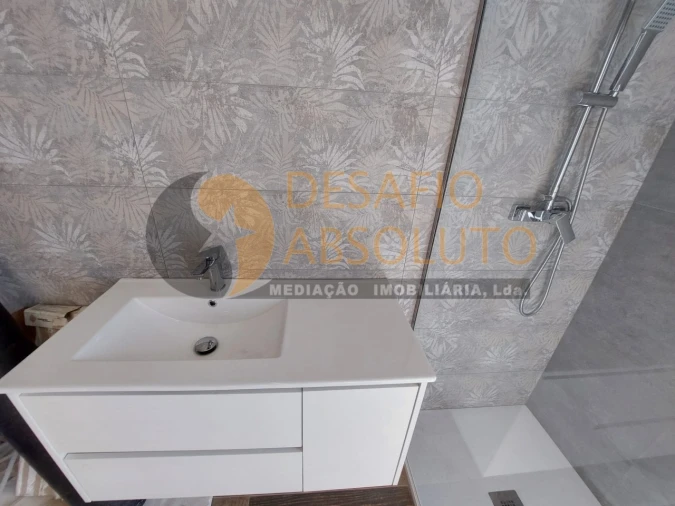 Moradia T3 para Venda em Sesimbra (Santiago) Foto 15