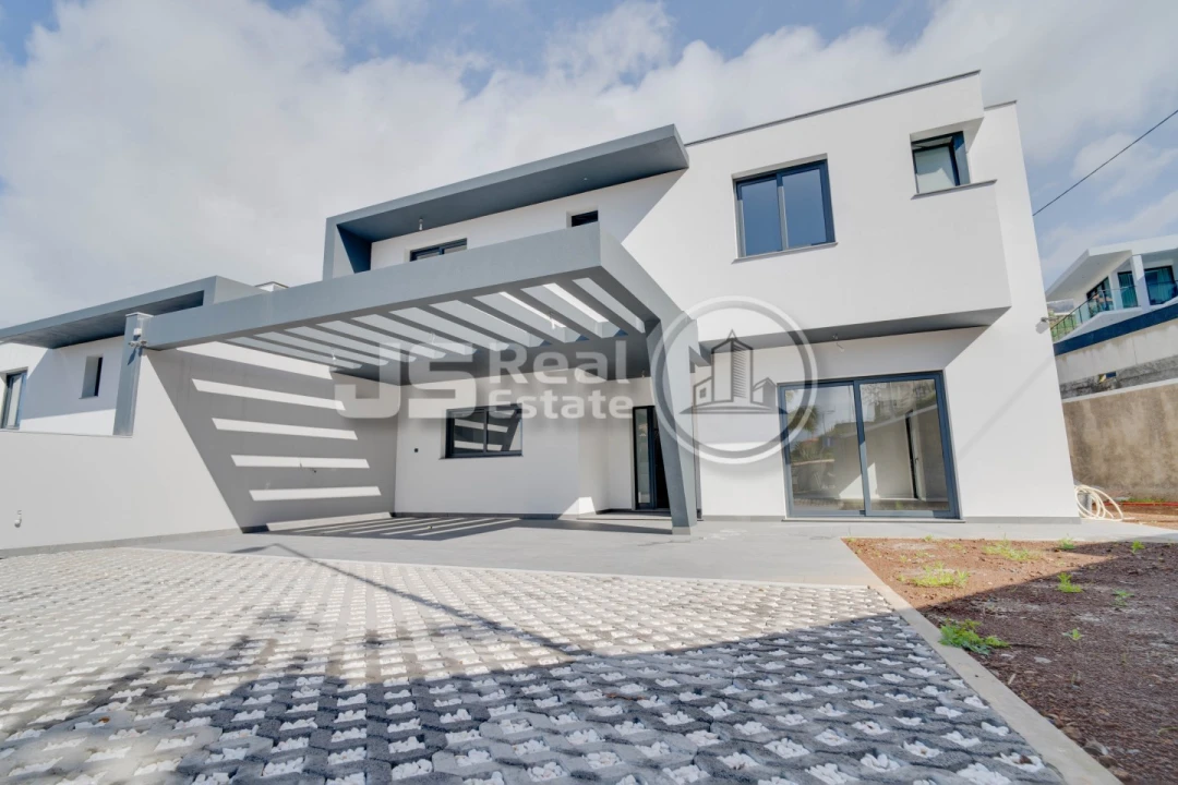 Moradia T3 para Venda em São Roque Foto 3