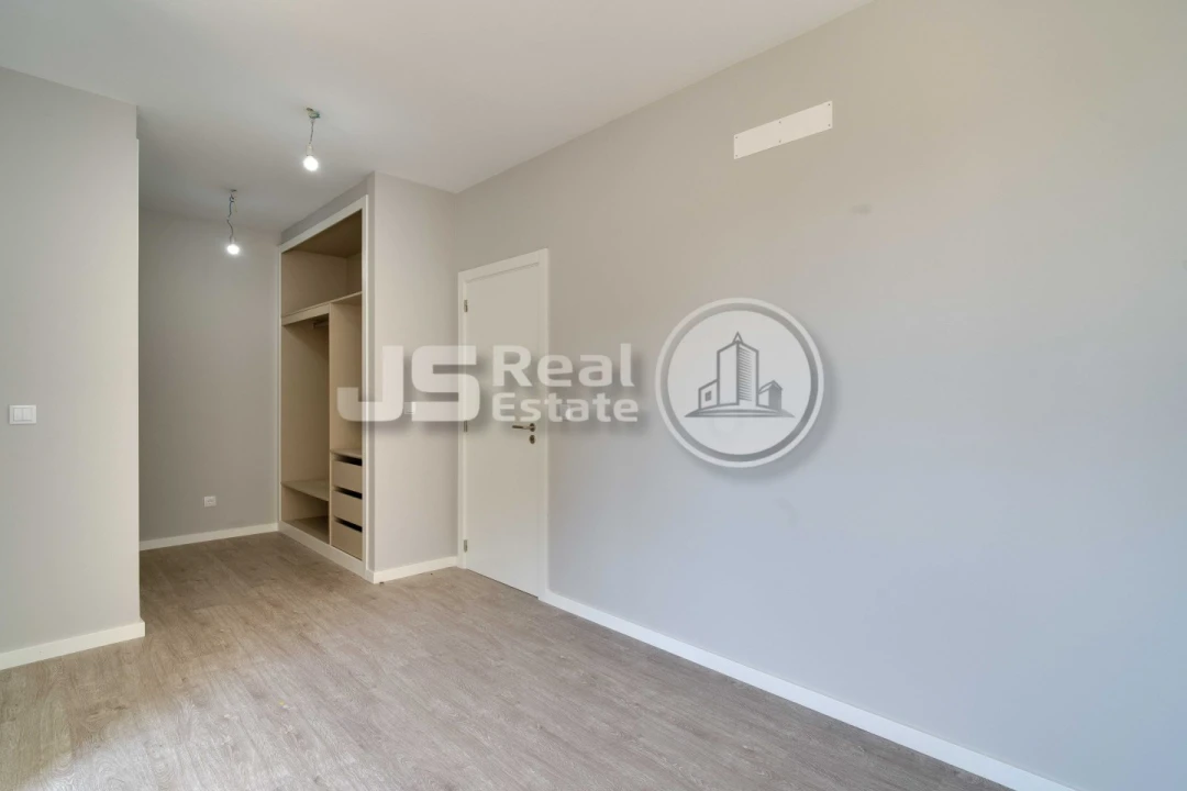 Moradia T3 para Venda em São Roque Foto 17