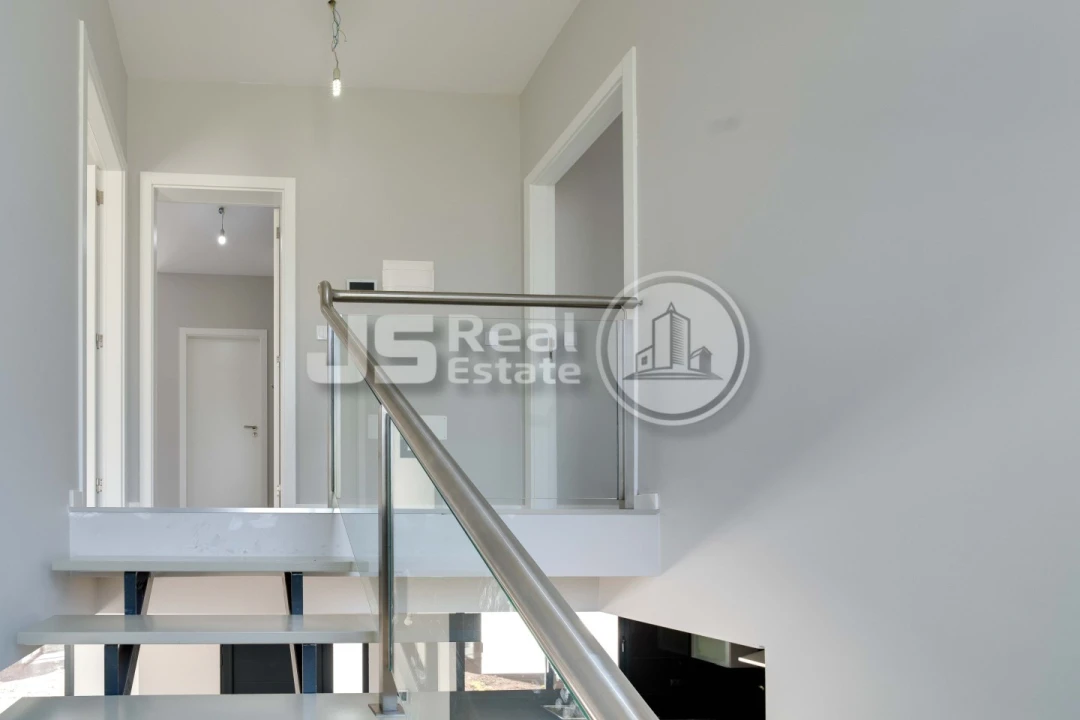 Moradia T3 para Venda em São Roque Foto 28