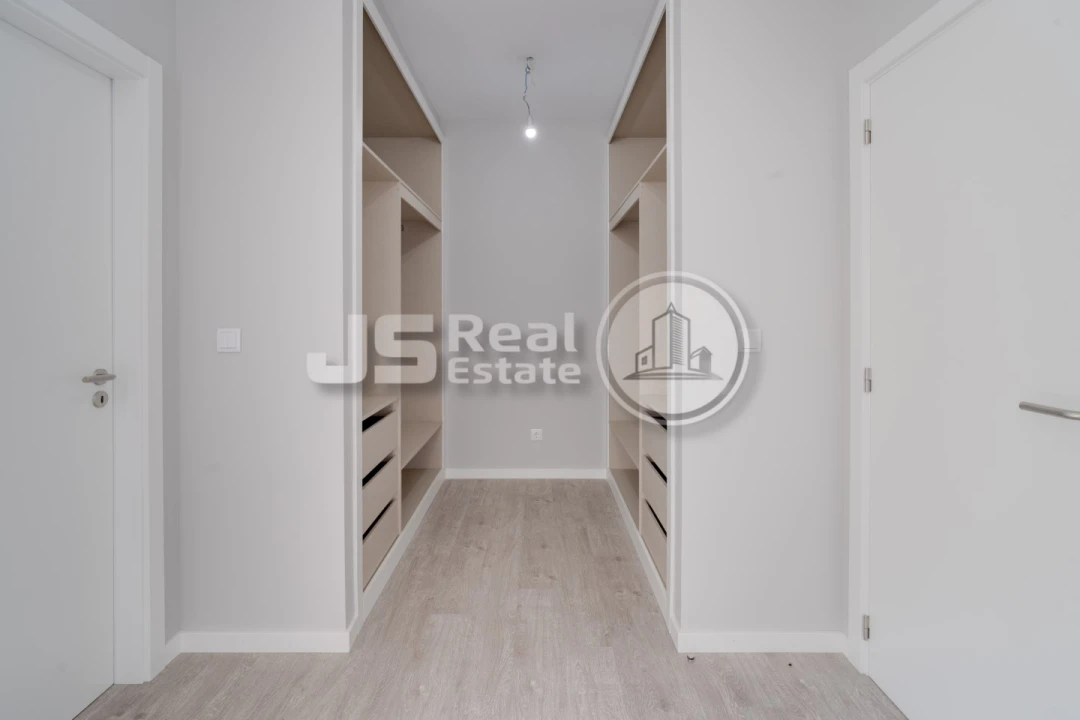 Moradia T3 para Venda em São Roque Foto 26
