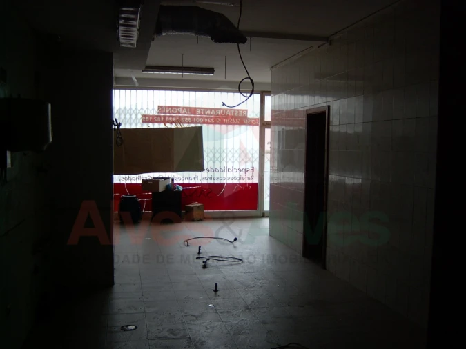 Loja para Arrendamento em Aguas Santas Foto 7