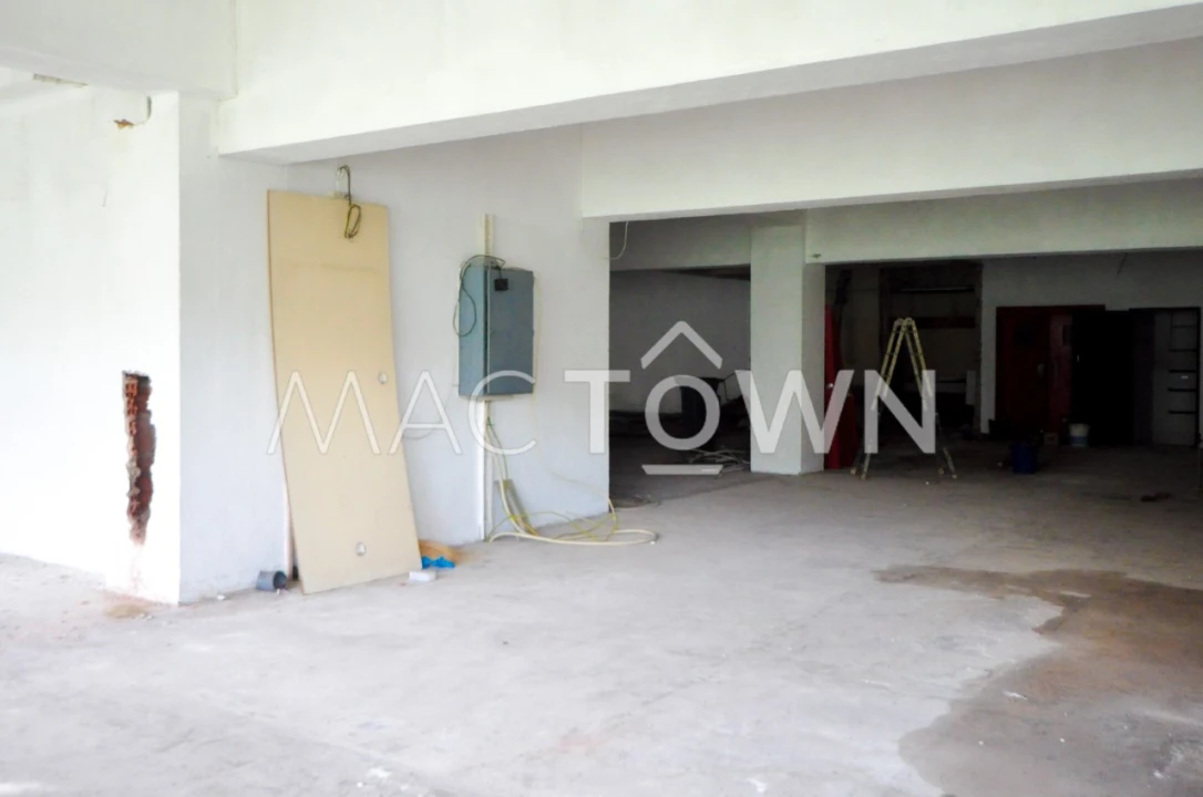 Armazém para Venda em Campo de Ourique Foto 12