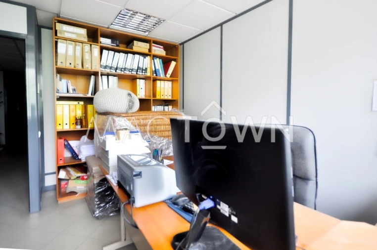 Armazém para Venda em Campo de Ourique Foto 5