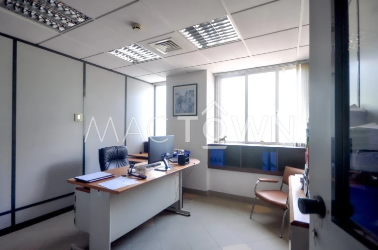 Armazém para Venda em Campo de Ourique Foto 8