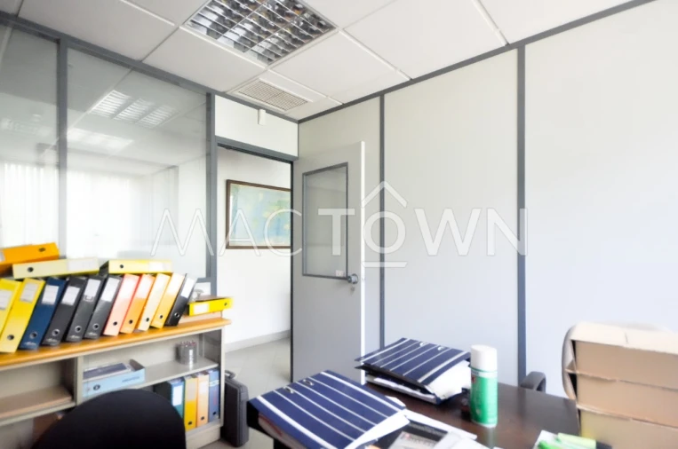 Armazém para Venda em Campo de Ourique Foto 9