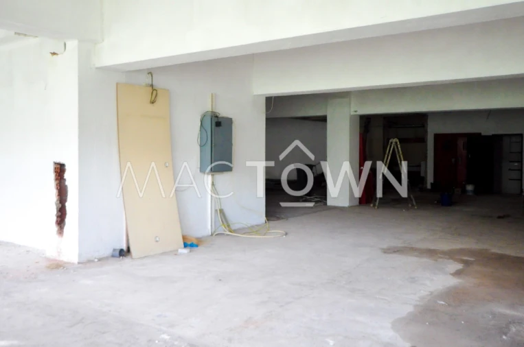 Armazém para Venda em Campo de Ourique Foto 12