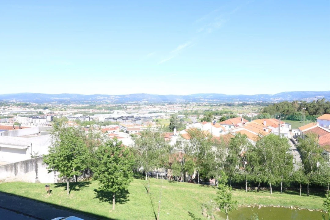 Apartamento T2 para Venda em São Vicente (Braga) Foto 3