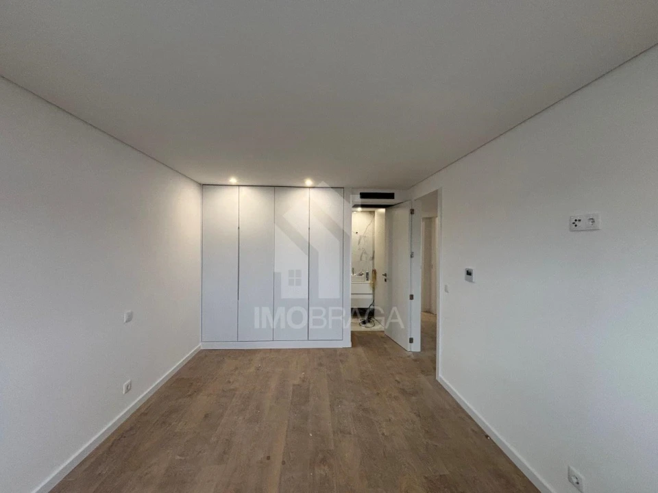 Apartamento T2 para Venda em São Vicente (Braga) Foto 8