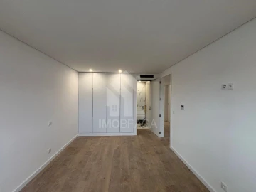 Apartamento T2 para Venda em São Vicente (Braga)