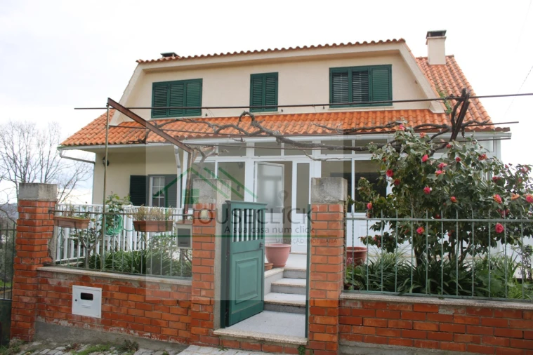 Moradia T4 para Venda em Inguias