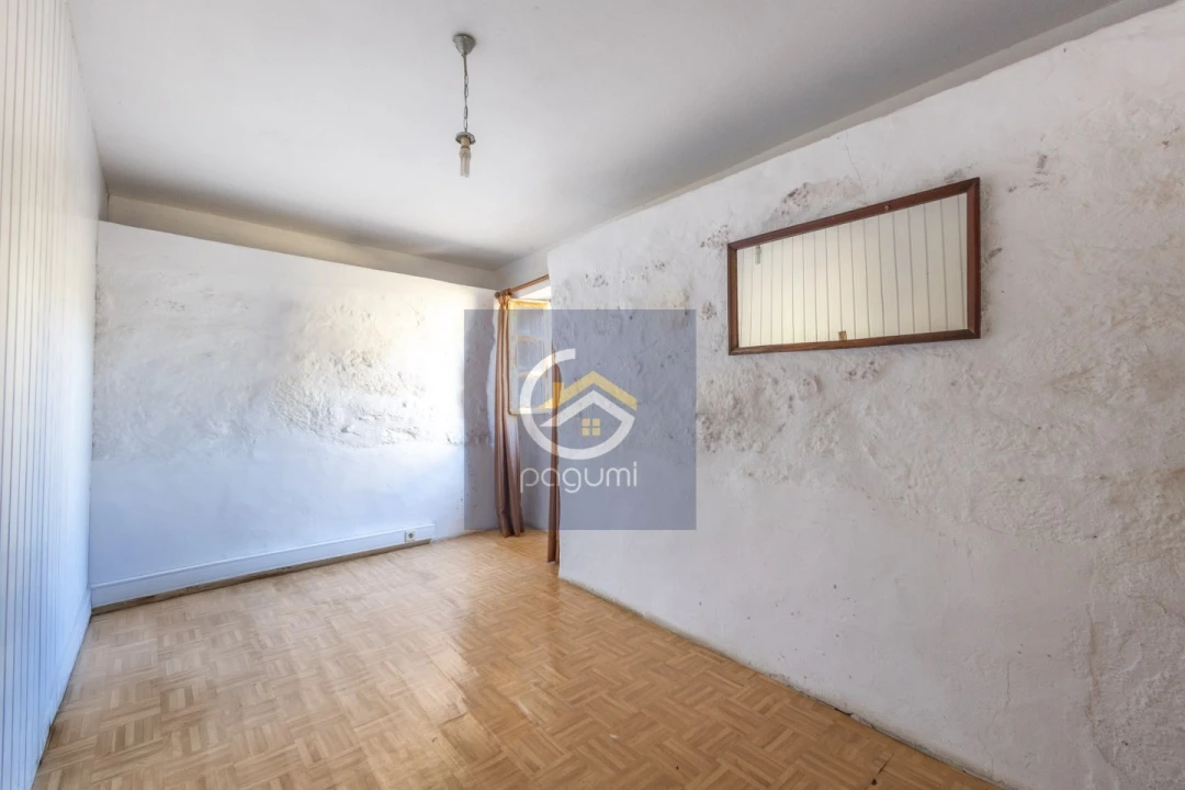 Moradia T2 para Venda em Guilhufe e Urrô Foto 13