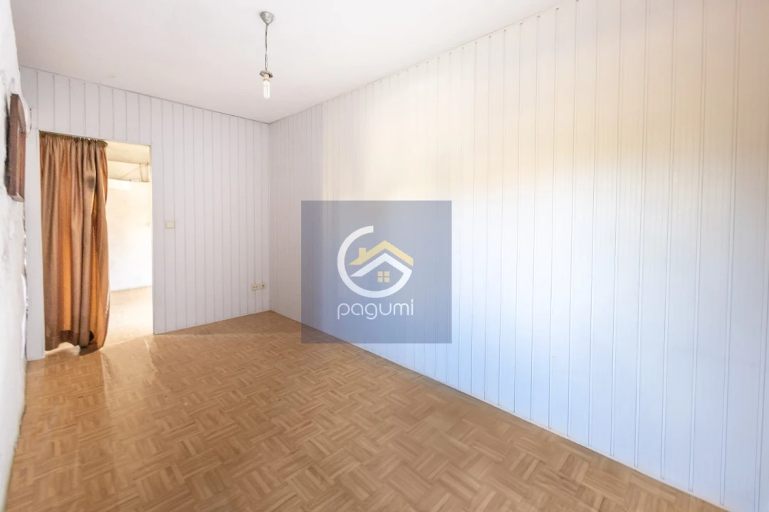 Moradia T2 para Venda em Guilhufe e Urrô Foto 14