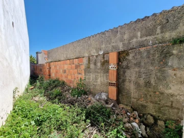 Moradia T3 para Venda em São Pedro da Cadeira